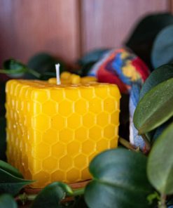 Square Beeswax Candle – 6 cm high