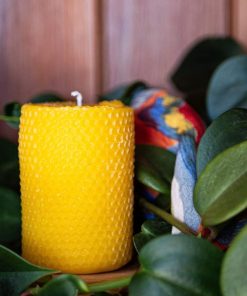 ¾ Round Beeswax Candle – 7 cm high